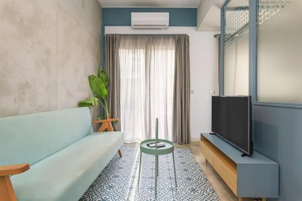 Blueberry 1-Br Toot In Mar Mikhael Apartment Beirut 0*,